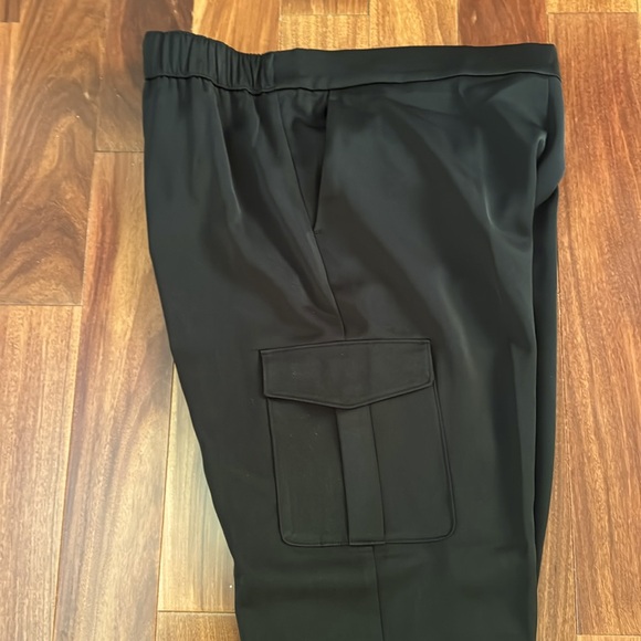 Loft satin cargo pants. NWT - Picture 3 of 6